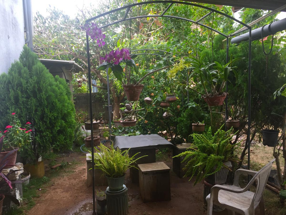 Hotel Negombo Luaran gambar